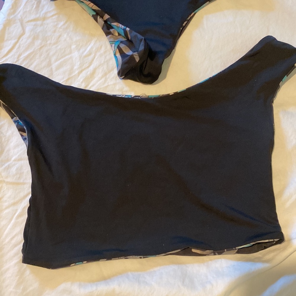 Bathing suit - Picture 3 of 5